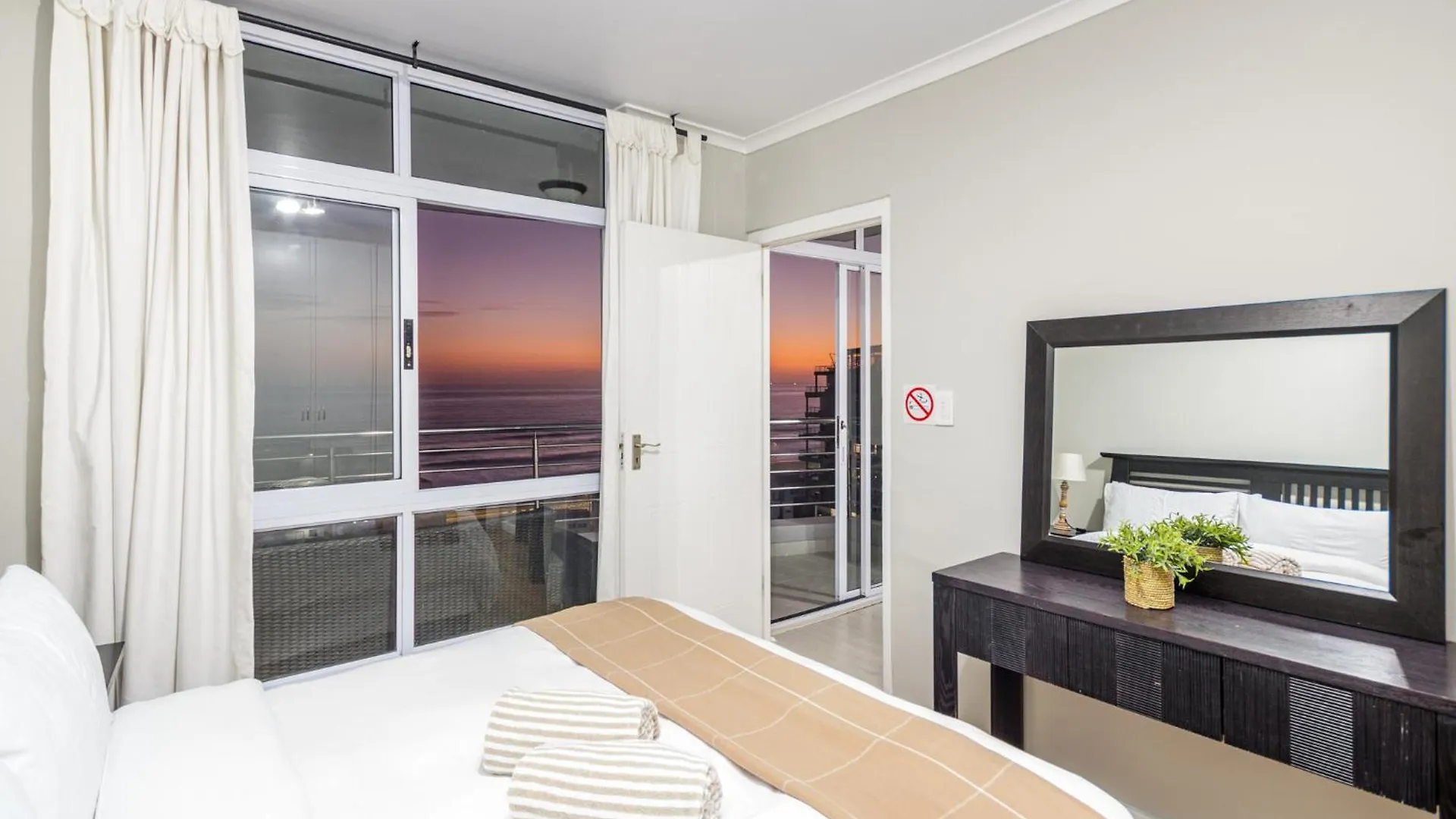 Atlantic Haven Apartment Bloubergstrand